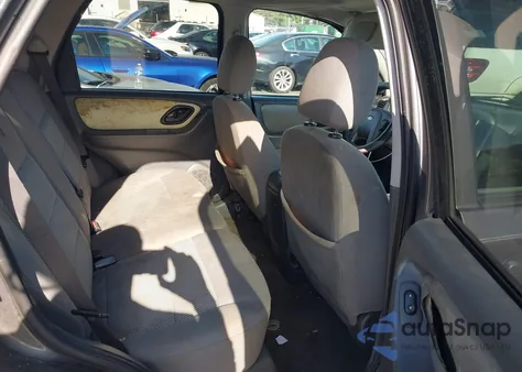 2006 Ford Escape Xlt/Xlt Sport z USA, uszkodzony, nr VIN 1FMYU93146KA21958